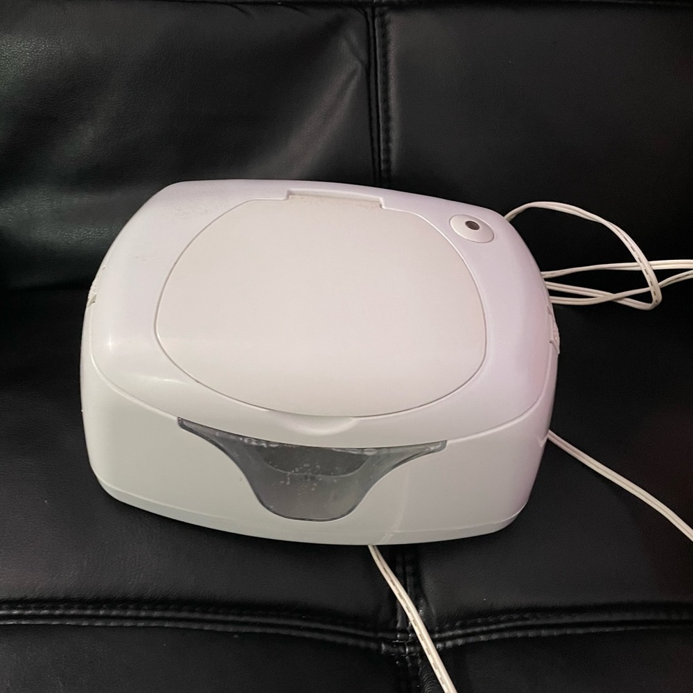 Wipe warmer